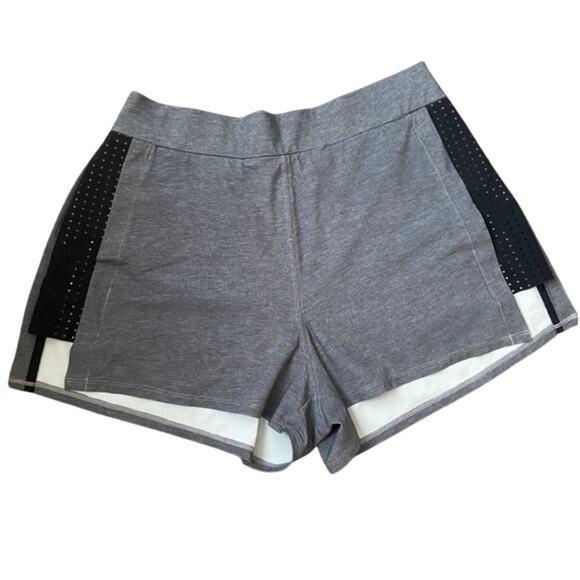 Lululemon On The Go High Waist Shorts Ventilated Side Split Gray Black Size 4 - Picture 4 of 7